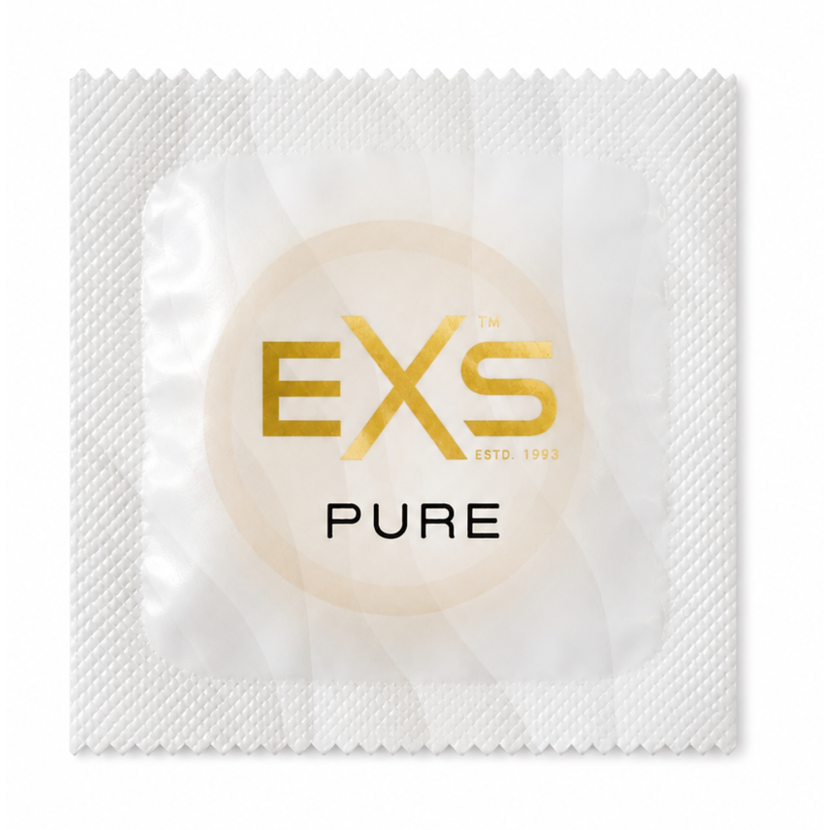 Close-up front view of a single semi-translucent white EXS Pure condom foil wrapper featuring gold lettering for the EXS logo and the word "PURE" written below. Imagen principal del producto