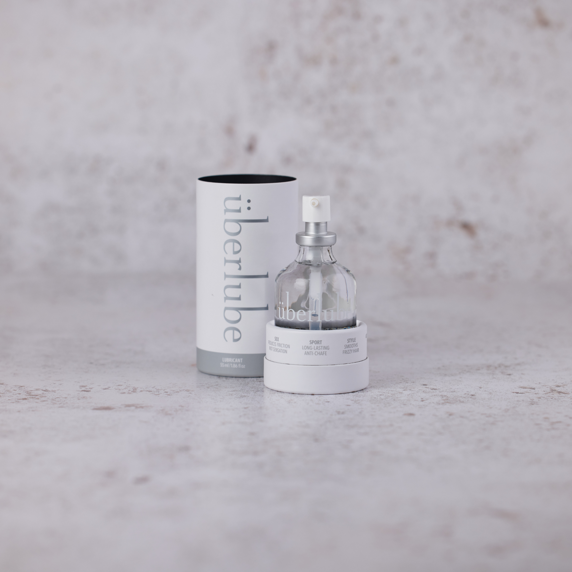 Lubricante premium überlube Set de botella de 55 ml + Estuche de viaje con recambio de 15 ml Imagen secundaria del producto
